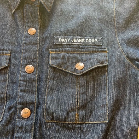 Dkny Y2k Blue Jean Patch Button Up Shacket Fitted Semi Crop Long Sleeve Xs - Picture 3 of 5